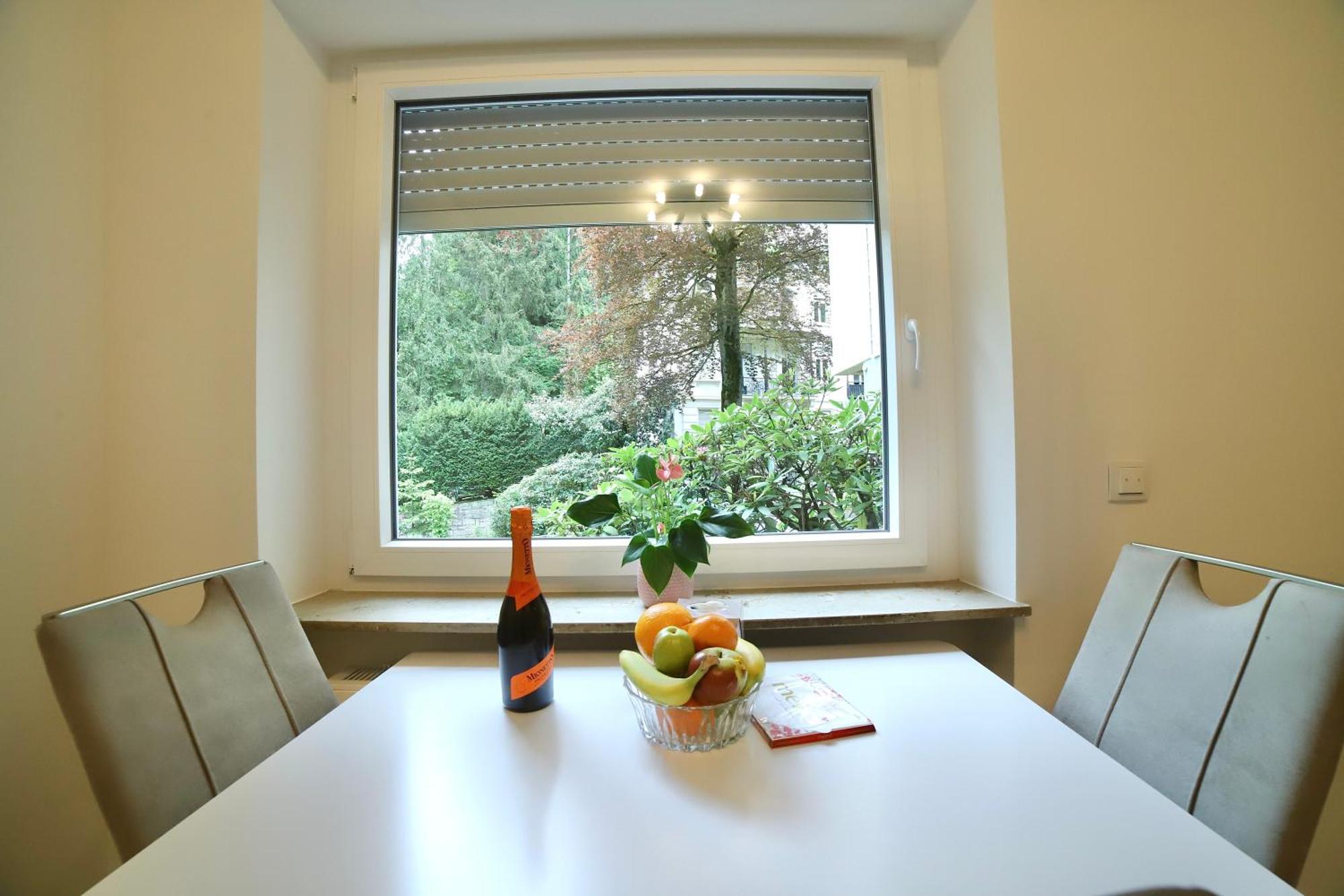 Exsklusiv Apartment Im Mittelpunkt Baden-Baden Eksteriør bilde